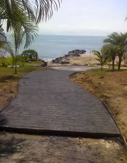 Concreto-estampado-camino-peatonal-molde-old-cobblestone-420x540