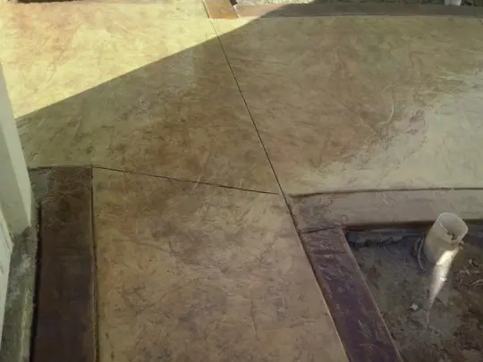 Concreto-estampado-camino-peatonal-textura-italian-slate-540x405