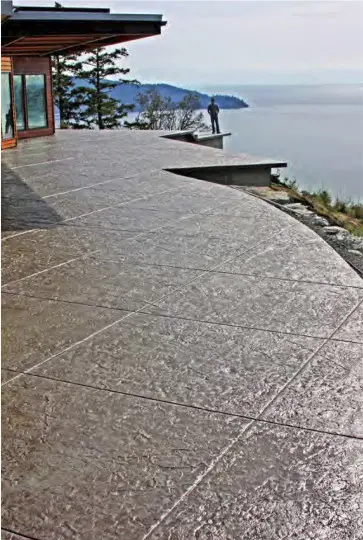 Concreto-estampado-terraza-exterior-textura-roman-slate-363x540