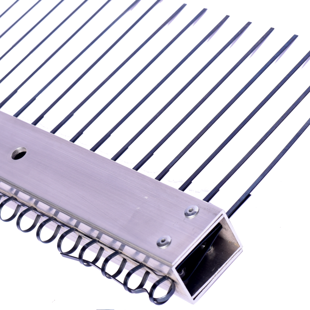 FLAT WIRE TEXTURE BROOM