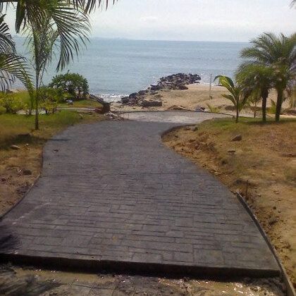 Concreto-estampado-camino-peatonal-molde-old-cobblestone-420x540