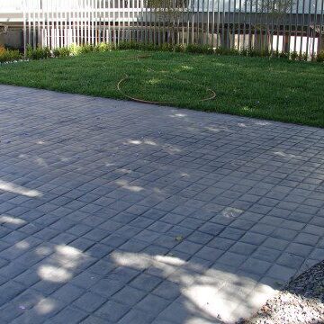 Concreto-estampado-ingreso-vehicular-a-oficinas-corporativas-molde-tile-540x360